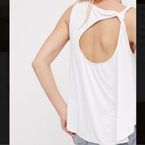 FREE PEOPLE Shirt Womens XS White Solitaire Tank Cut Out Open Back Swing Ribbed